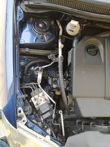 Toyota Corolla 2006, 183,000 km - 1.4 l - Bakı