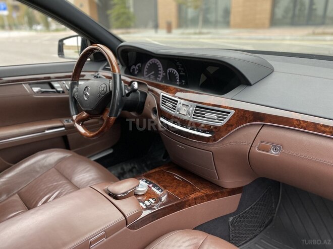 Mercedes S 500 2011, 196,000 km - 5.5 л - Bakı