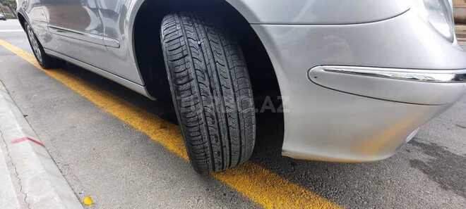 Mercedes E 240 2002, 236,000 km - 2.6 l - Bakı
