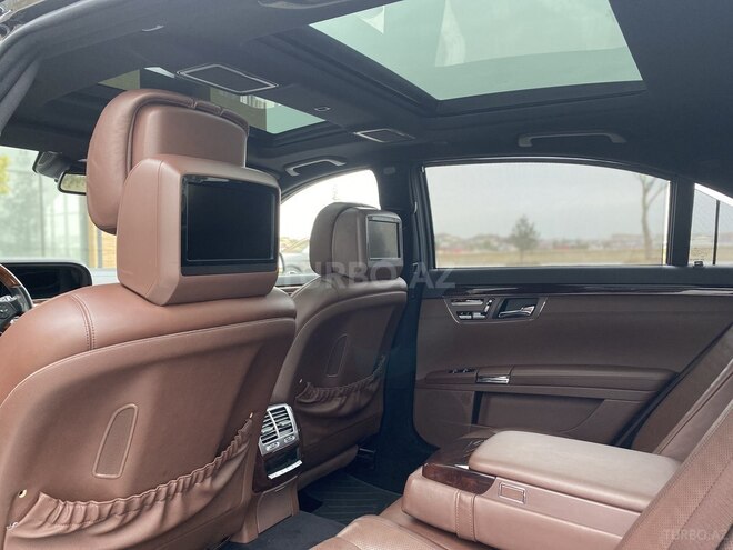 Mercedes S 500 2011, 196,000 km - 5.5 л - Bakı