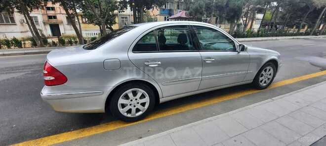 Mercedes E 240 2002, 236,000 km - 2.6 l - Bakı