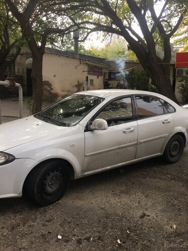 Daewoo Gentra 2013, 310,000 km - 1.5 l - Bakı