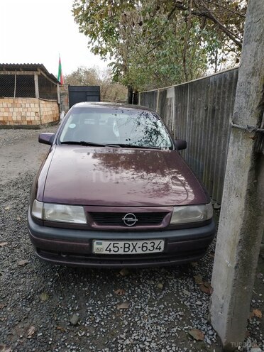 Opel Vectra 1994, 321,254 km - 2.0 l - Zaqatala