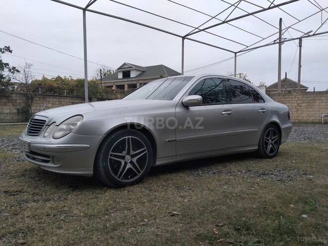 Mercedes E 220 2002, 435,258 km - 2.2 l - Sabirabad