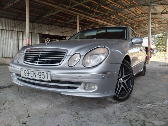 Mercedes E 220 2002, 435,258 km - 2.2 l - Sabirabad