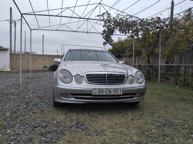 Mercedes E 220 2002, 435,258 km - 2.2 l - Sabirabad
