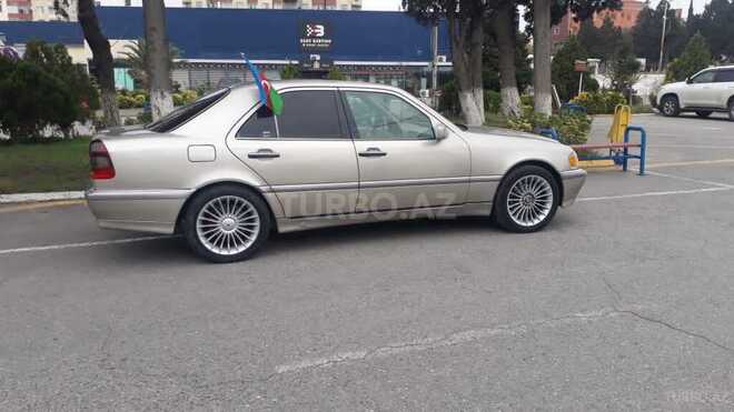 Mercedes C 230 1998, 225,000 km - 2.3 l - Bakı