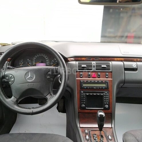 Mercedes E 240 2000, 345,000 km - 2.4 л - Bakı