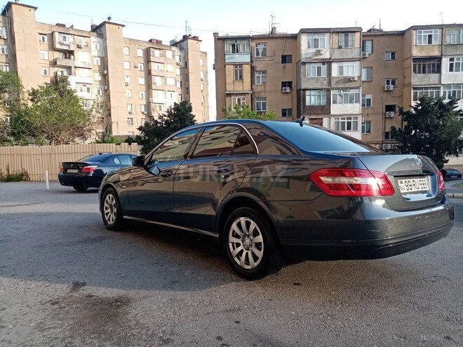 Mercedes E 220 2011, 235,000 km - 2.2 l - Bakı