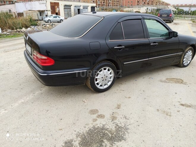 Mercedes E 240 2000, 345,000 km - 2.4 л - Bakı