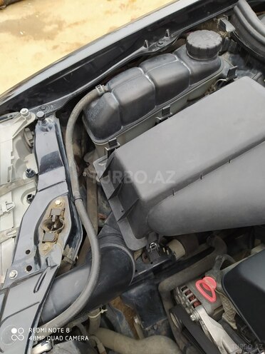 Mercedes E 240 2000, 345,000 km - 2.4 л - Bakı
