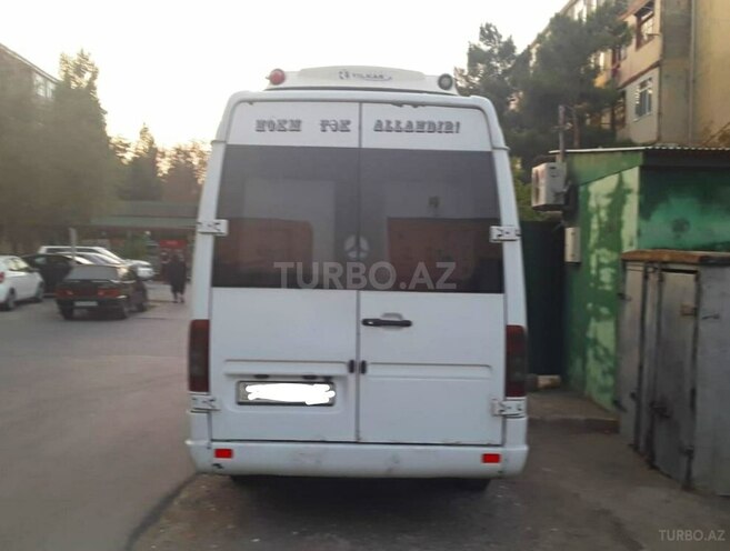 Mercedes Sprinter 313 2005, 300,000 km - 2.9 l - Sumqayıt