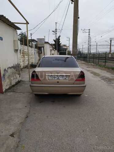 Mercedes C 240 2000, 290,000 km - 2.4 l - Bakı