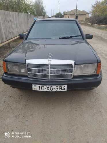 Mercedes 190 1990, 999,999 km - 2.0 л - Salyan