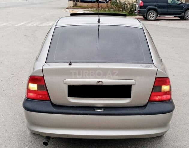 Opel Vectra 1996, 245,000 km - 2.0 l - Sumqayıt