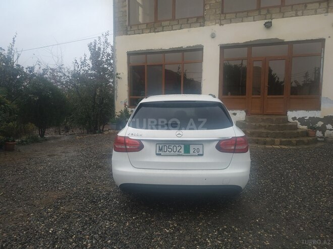 Mercedes C 200 2015, 84,100 km - 1.6 l - Bakı