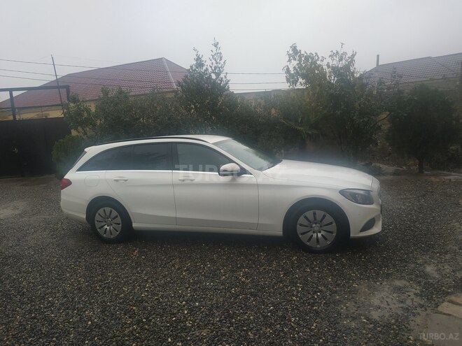 Mercedes C 200 2015, 84,100 km - 1.6 l - Bakı