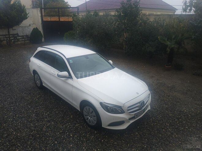 Mercedes C 200 2015, 84,100 km - 1.6 l - Bakı