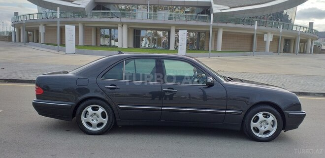 Mercedes E 270 2000, 287,000 km - 2.7 l - Bakı