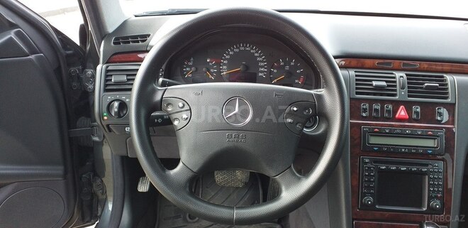 Mercedes E 270 2000, 287,000 km - 2.7 l - Bakı