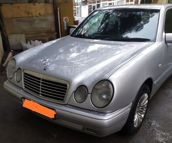 Mercedes E 200 1996, 420,000 km - 2.0 l - Bakı