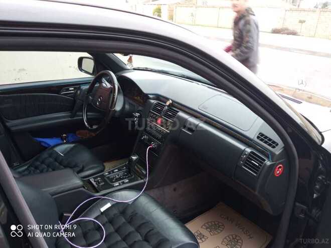 Mercedes E 300 1999, 421,680 km - 3.0 л - Bakı