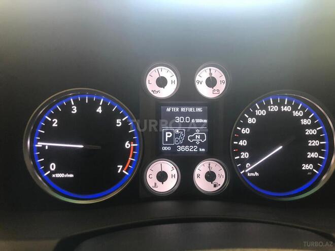 Lexus LX 570 2011, 39,000 km - 5.7 l - Bakı