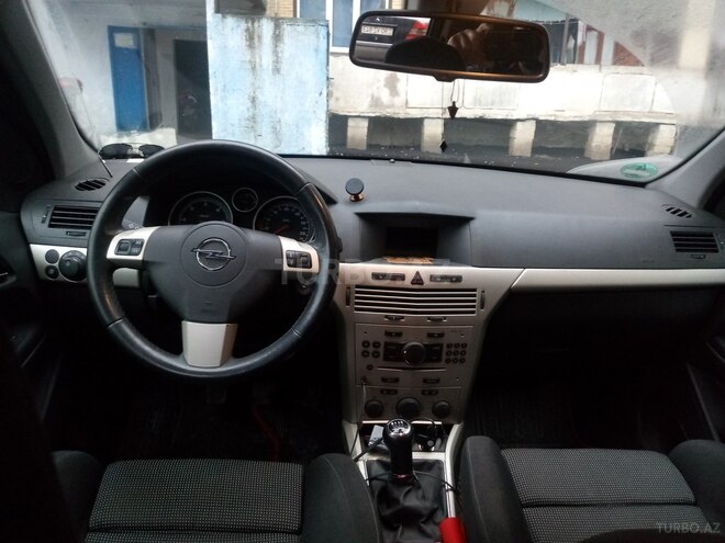 Opel Astra 2007, 215,000 km - 1.3 l - Bakı