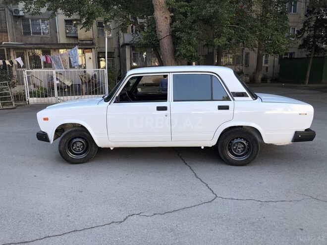 LADA (VAZ) 2107 2009, 200,000 km - 1.6 л - Bakı