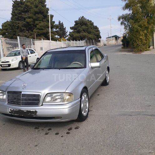 Mercedes C 200 1995, 301,000 km - 2.0 l - Bakı