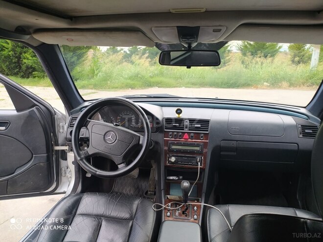 Mercedes C 240 1999, 297,000 km - 2.4 л - Xaçmaz