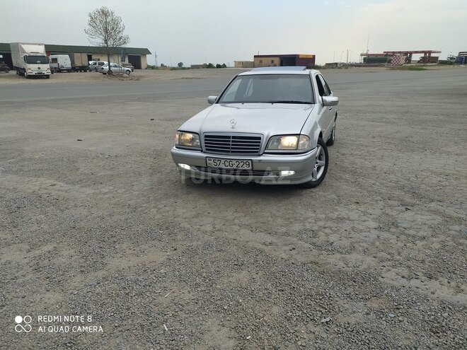 Mercedes C 240 1999, 297,000 km - 2.4 л - Xaçmaz