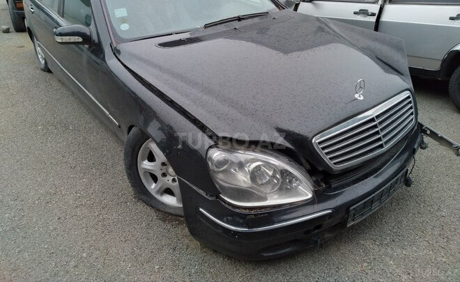 Mercedes CLS 320 2000, 85,900 km - 0.3 л - Göyçay