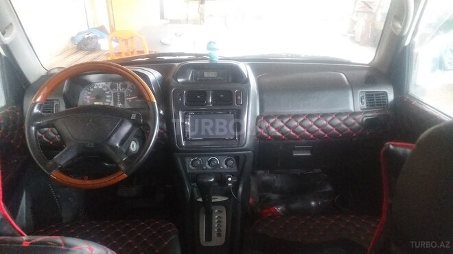 Mitsubishi Pajero io 2000, 221,330 km - 1.8 л - Cəlilabad