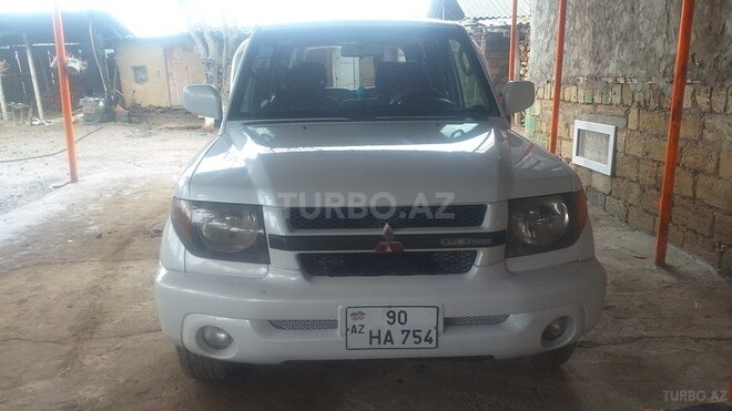 Mitsubishi Pajero io 2000, 221,330 km - 1.8 л - Cəlilabad