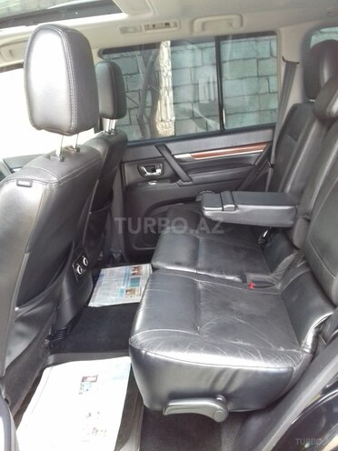 Mitsubishi Pajero 2008, 177,000 km - 3.0 л - Bakı