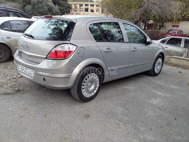 Opel Astra 2006, 186,000 km - 1.4 l - Bakı