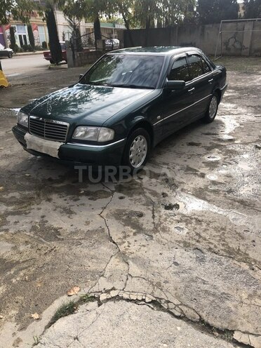 Mercedes C 240 1997, 293,800 km - 2.4 л - Ağcabədi