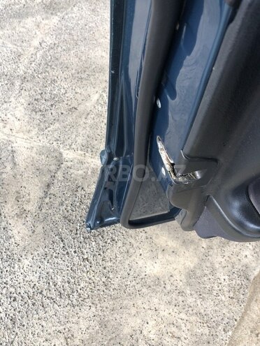 Mercedes C 240 1997, 293,800 km - 2.4 л - Ağcabədi