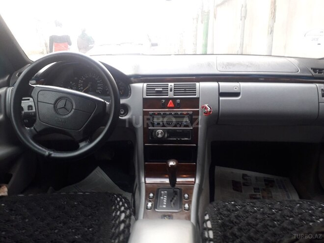 Mercedes E 200 1998, 111,111 km - 2.0 л - Bakı
