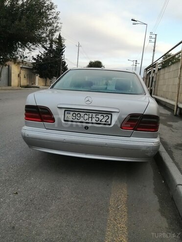 Mercedes E 270 2000, 556,000 km - 2.7 l - Bakı
