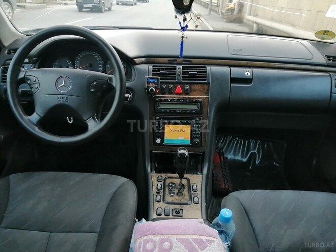 Mercedes E 270 2000, 556,000 km - 2.7 l - Bakı