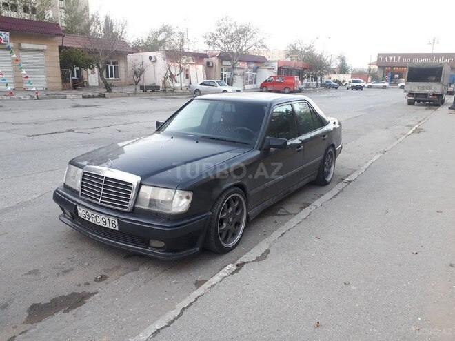 Mercedes E 260 1988, 455,000 km - 2.6 л - Bakı