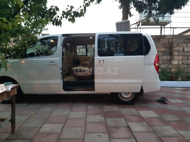 Hyundai H-1 2010, 298,000 km - 2.5 l - Bakı