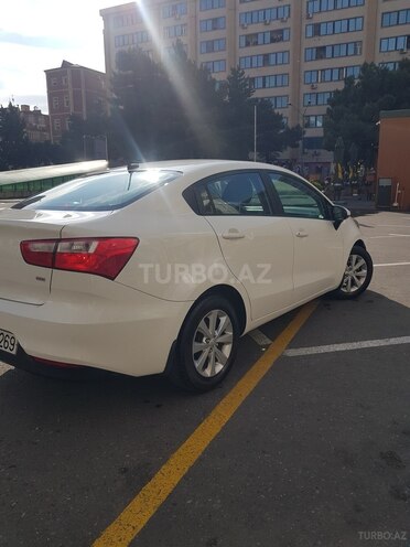 Kia Rio 2018, 72,017 km - 1.6 л - Bakı