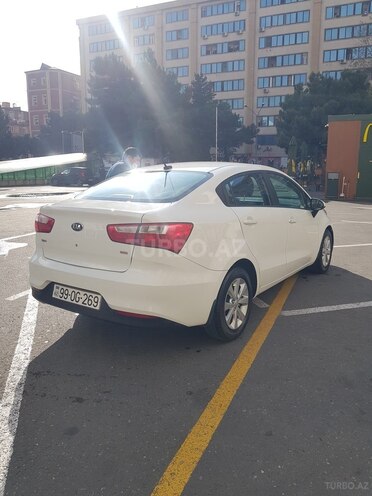 Kia Rio 2018, 72,017 km - 1.6 л - Bakı