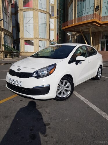 Kia Rio 2018, 72,017 km - 1.6 л - Bakı