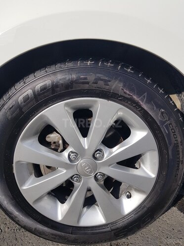 Kia Rio 2018, 72,017 km - 1.6 л - Bakı