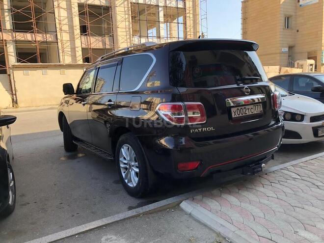 Nissan Patrol 2011, 180,000 km - 5.6 l - Bakı