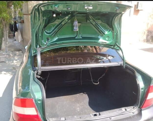 Opel Vectra 1996, 220,000 km - 1.8 l - Sumqayıt